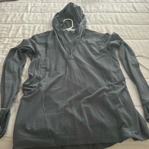 Lululemon size 8 hooded sweatshirt